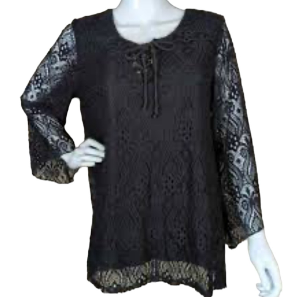 Brittany Black Top